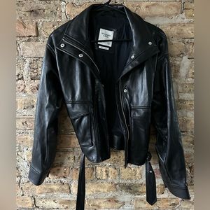 Abercrombie Women’s Leather Bomber